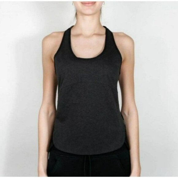 MEDIUM WOMEN'S NIKE SWOOSH  BLACK / GRAY TANK TOP 811928-032 - Picture 1 of 8